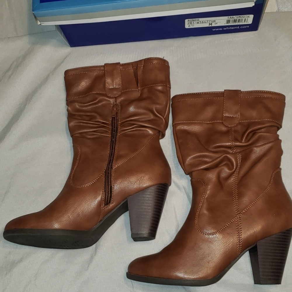 6 1/2 White Mountain Rondo boots